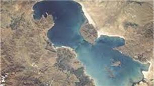 کاهش ۱۰۰۰ کیلومتر مربعی دریاچه ارومیه