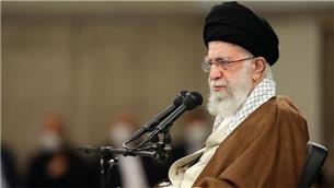 رهبر انقلاب: اگر حج نباشد امت اسلامی فرو خواهد پاشید